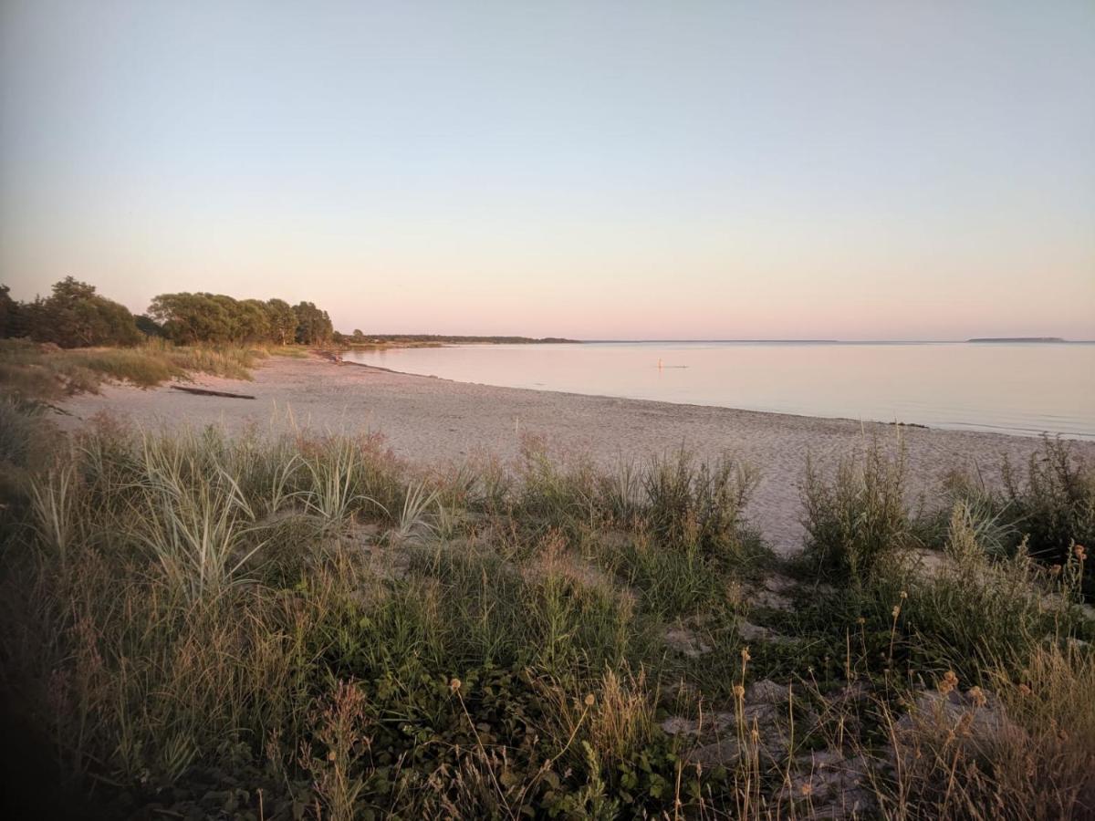 Ljungs Fem Rum Västergarn Esterno foto