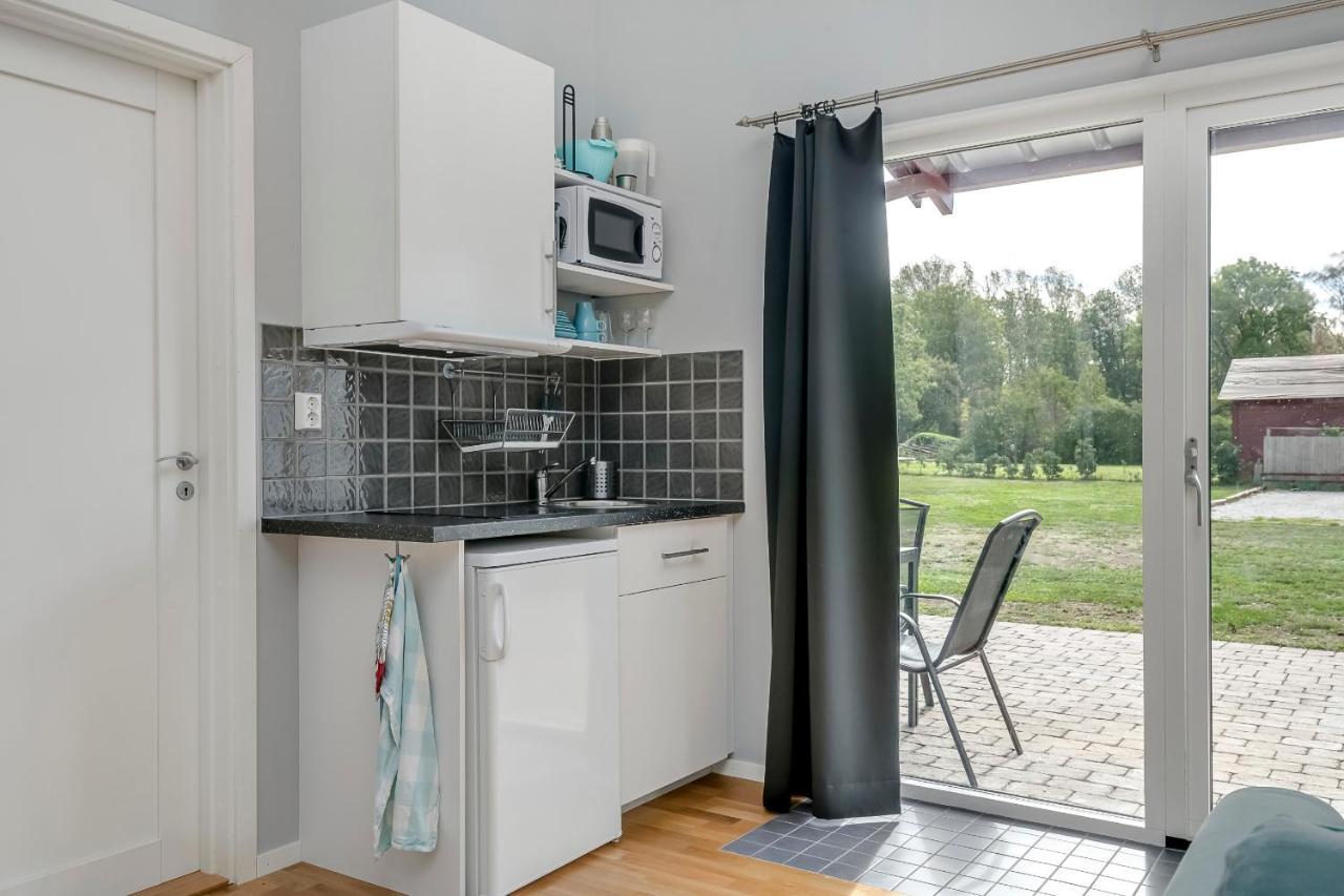 Ljungs Fem Rum Västergarn Esterno foto
